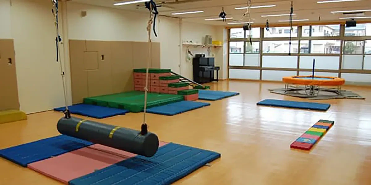 こどもの障害や発達の特性に応じた支援を行う療育センター